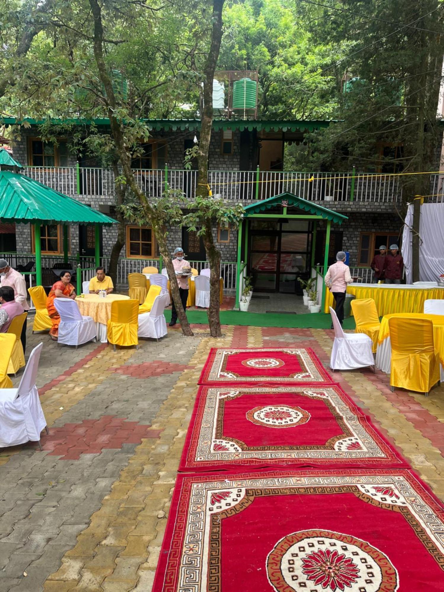 Cedar Woods Resort By Heyan Hotels Nainital Kültér fotó