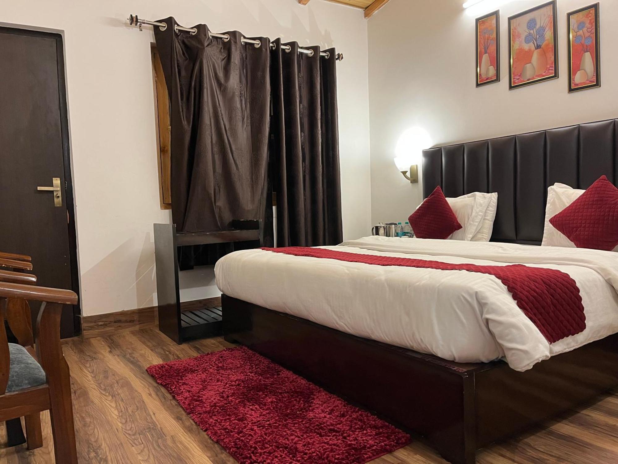 Cedar Woods Resort By Heyan Hotels Nainital Kültér fotó
